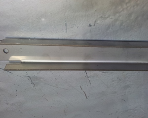 Floor support automatic nest